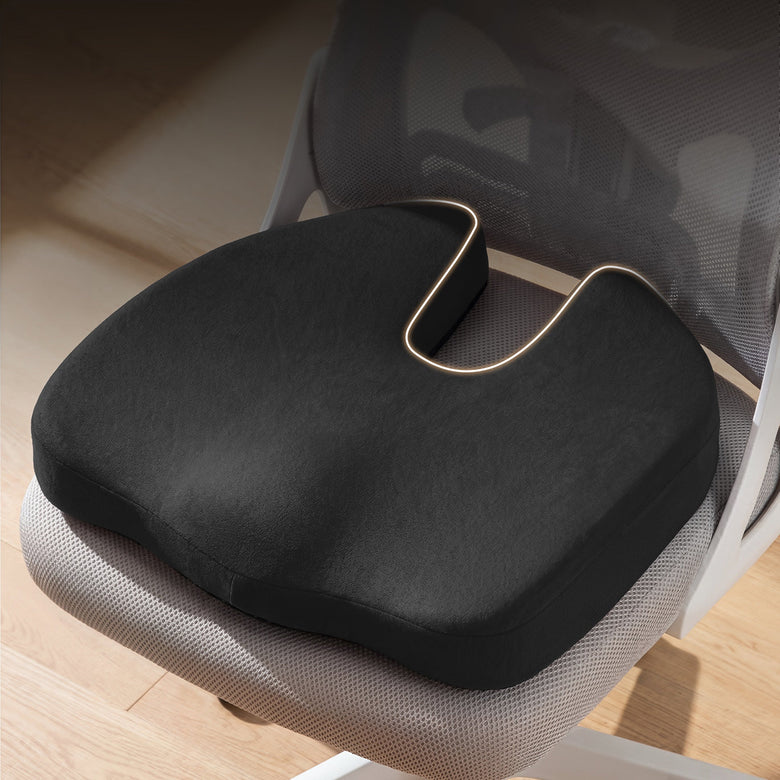 Tailbone Relief Cutout That Eases Direct Pressure 