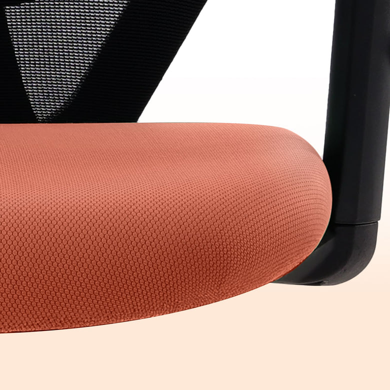 Ergonomic Cushioning with Breathable Material