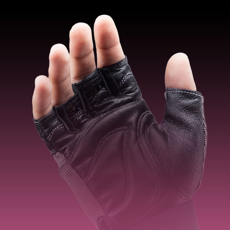 Fingerless Design Preserves Natural Grip Feel And Control
